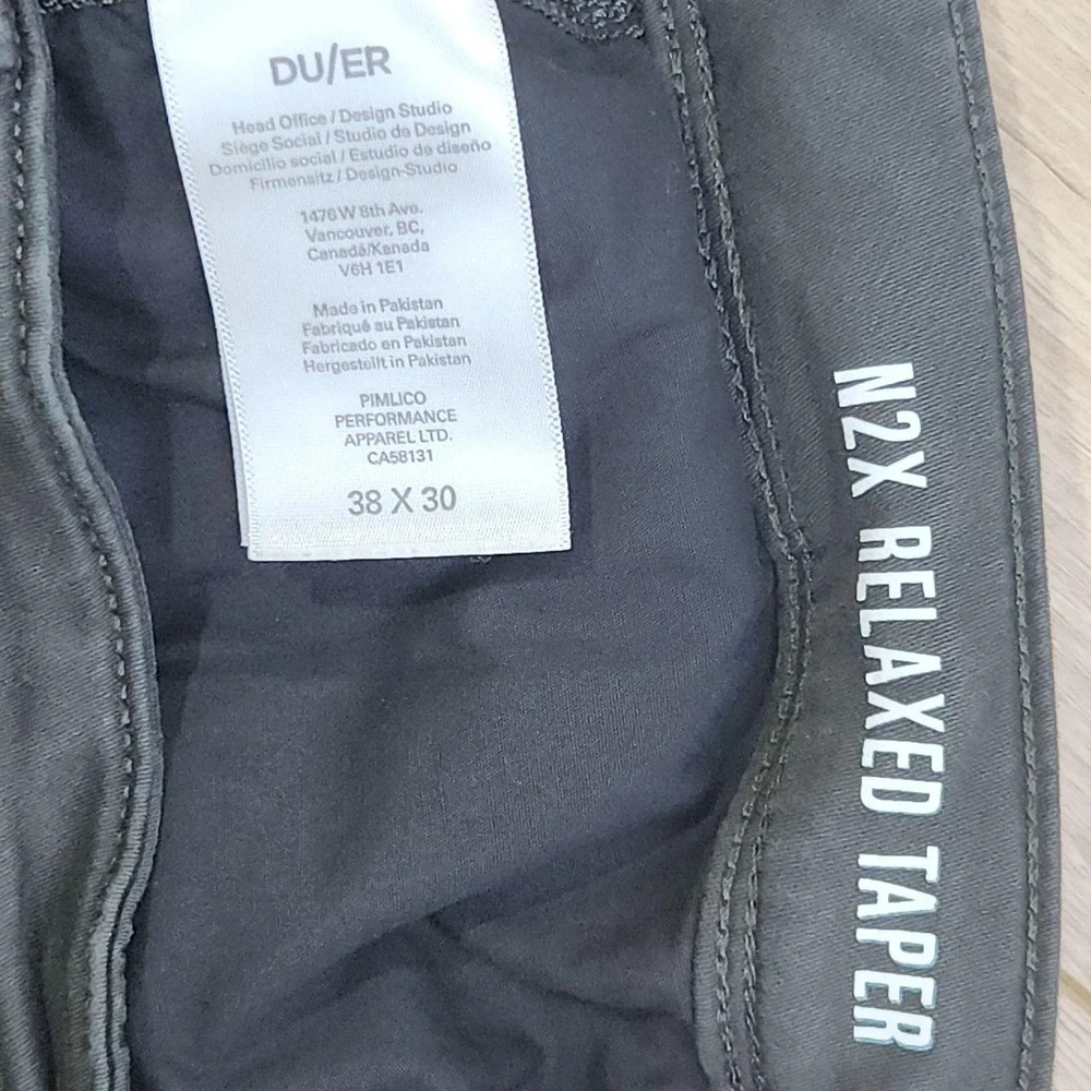 DU/ER No Sweat Pants Mens 38x30 Black N2X Relaxed Taper Stretch Denim Casual
